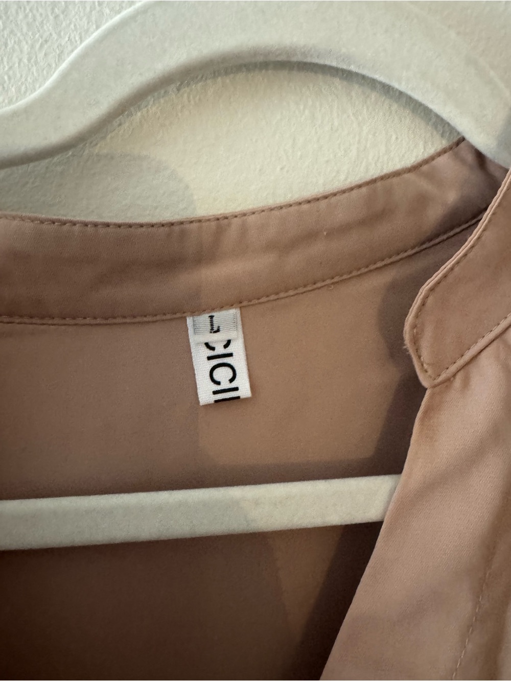 Women's Drawstring Button-Front Top - Beige - Picture 3 of 4